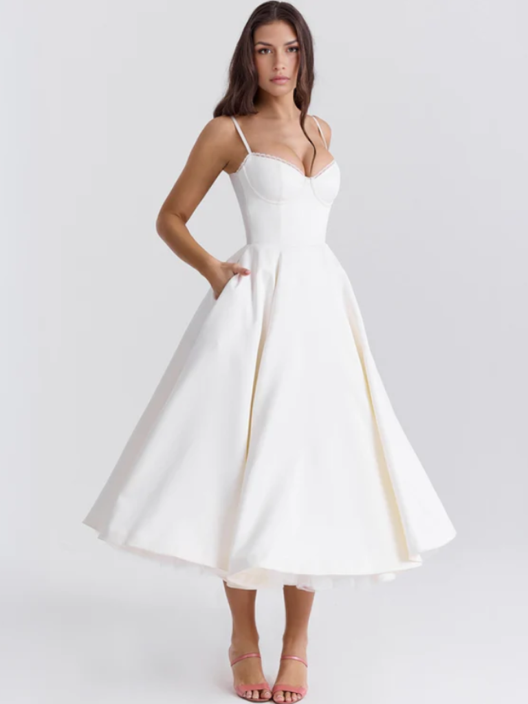 GRACEFUL BALLGOWN