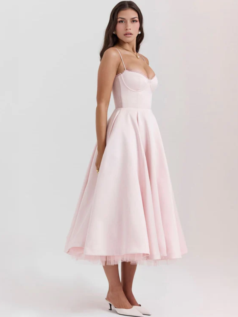 GRACEFUL BALLGOWN