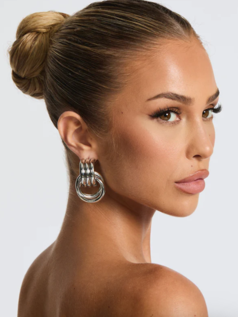 LOLA HOOPS